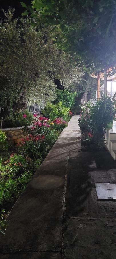 Anna House Dhermi Exterior photo