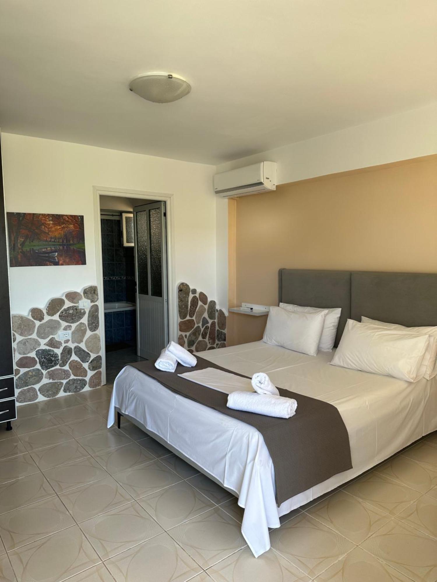 Anna House Dhermi Exterior photo